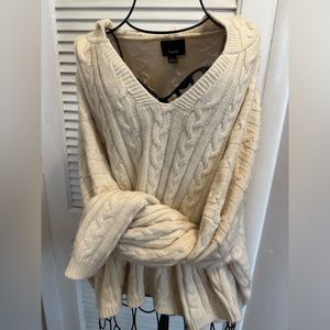 Lumiere Cream Slouch Sweater Cropped- L